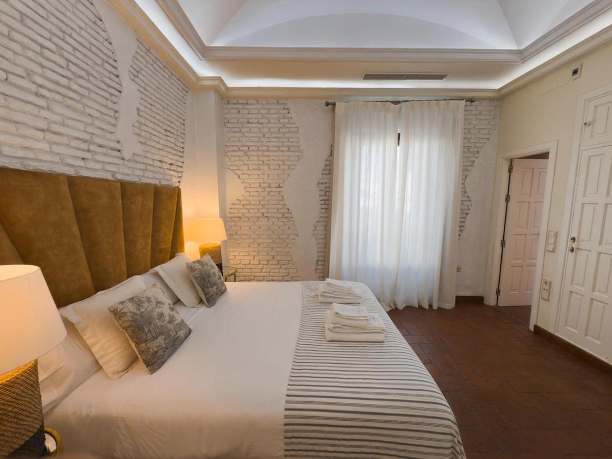 Monkeys Apartments Adriano & Terrace إشبيلية المظهر الخارجي الصورة
